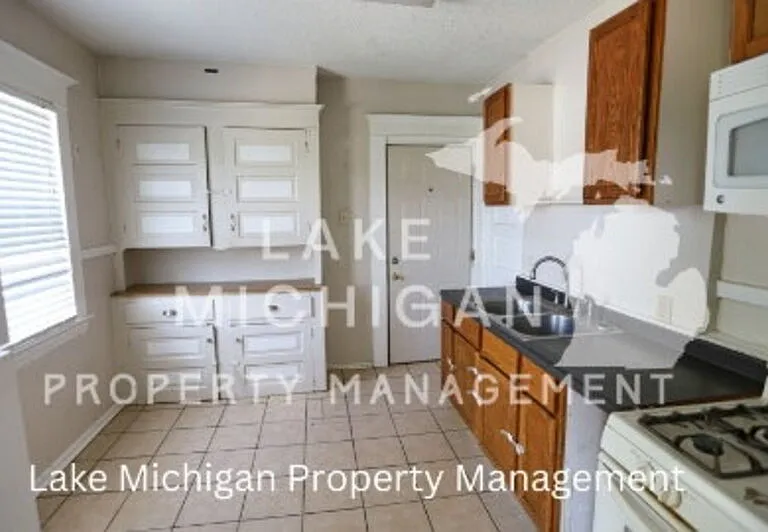 941 Baldwin St SE #2 — Photo 2