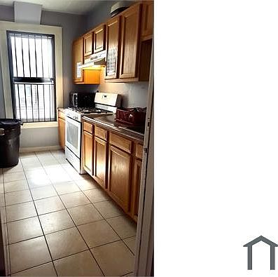 1st image of 41 Light St