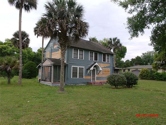 2nd image of 209 N Leavitt Ave