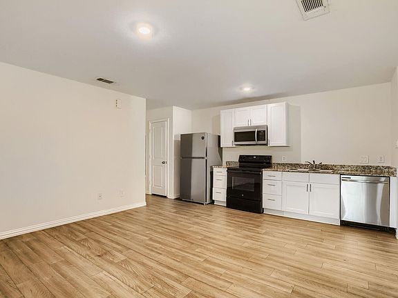 3rd image of 9025 Madera Rd #A-b