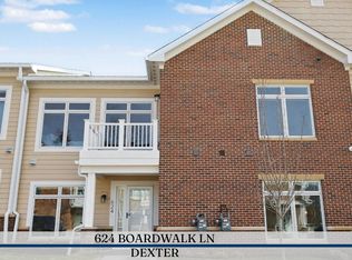 624 Boardwalk Ln, Dexter, MI