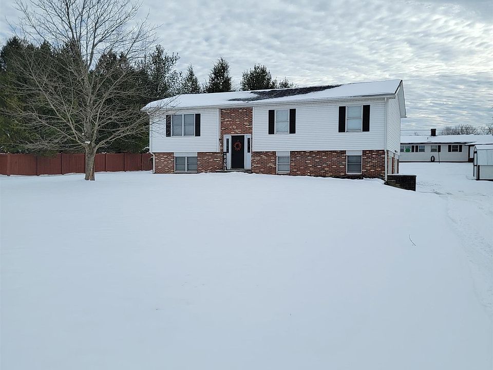 2nd image of 207 Wilson Ln