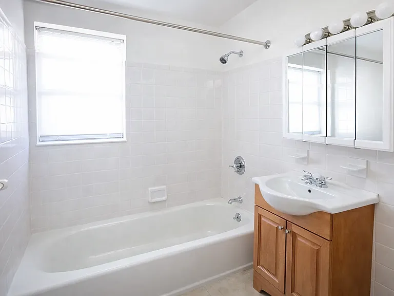 40 Water St #2 — Photo 3