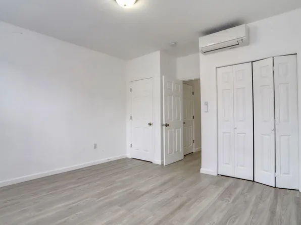 18 Wallis Avenue image 23 of 27