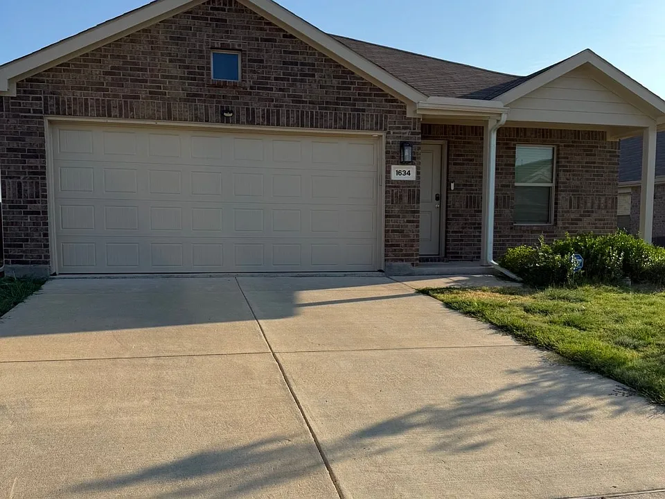 1634 Rosy Finch Dr