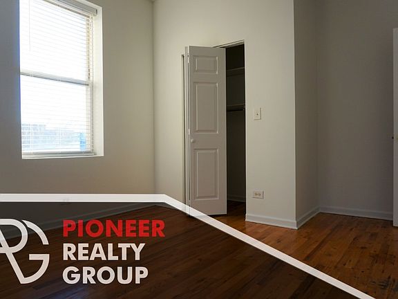 4th image of 2450 N Southport Ave #2450302