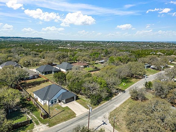 2nd image of 3039 Steepleridge Cir