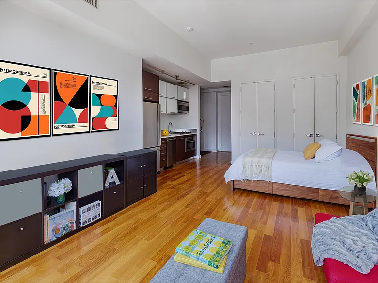 161 N 4th St #2D — Photo 6