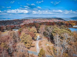 158 Bean Dr, Union Grove, AL 35175