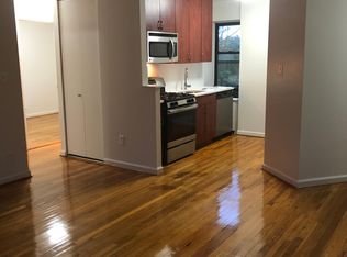 20210 42nd Ave #B3, Bayside, NY 11361