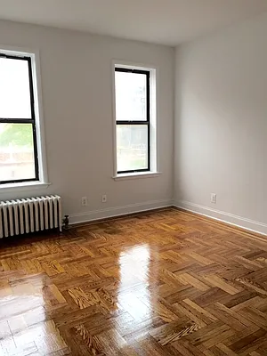 Rented by Quest Realty Sunnyside Corp | media 13