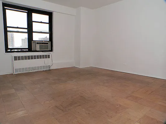 Rented by LoHo Realty | media 3