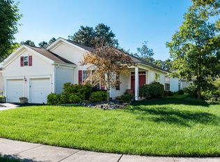 314 Southmoor Dr, Galloway, NJ 08205