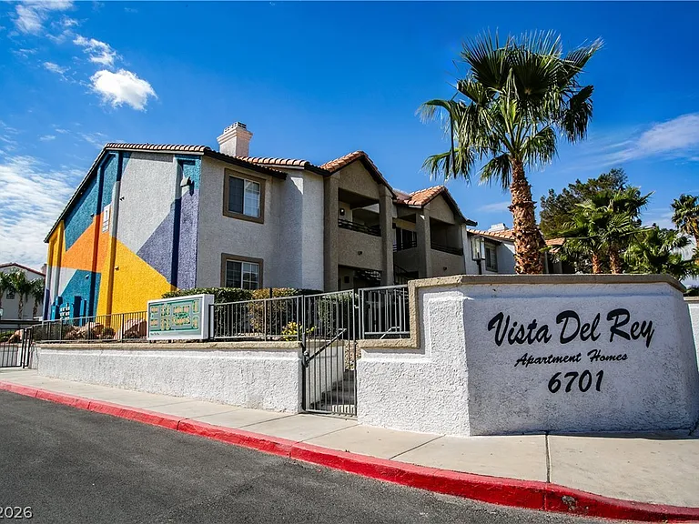 6750 Del Rey Ave #108 — Photo 11