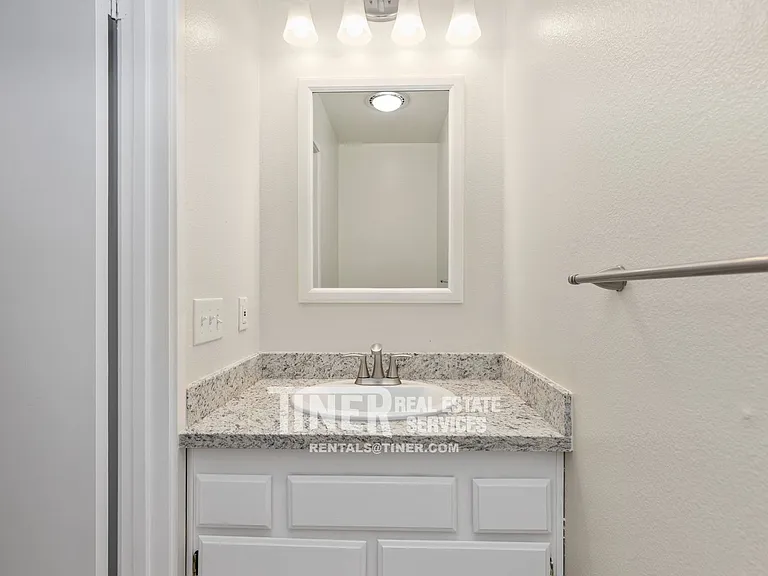8708 Bluff Ln — Photo 13