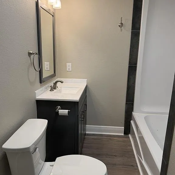 4920 Sue Ave — Photo 12