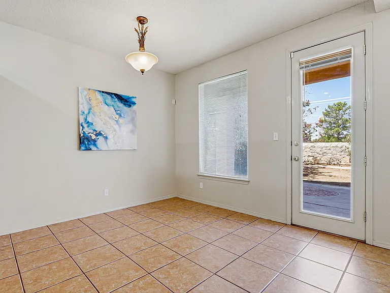 4541 Joseph Rodriguez Dr — Photo 15