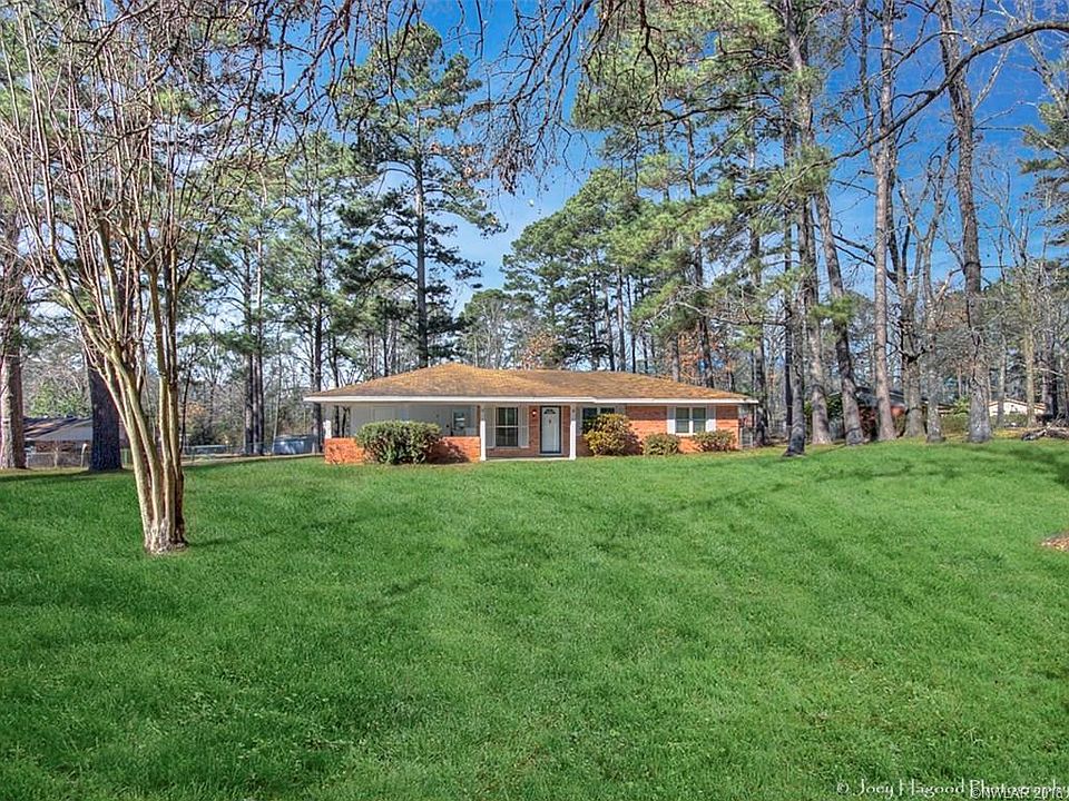 1st image of 113 Albert Dr