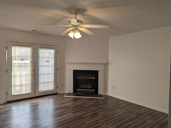 2nd image of 1240 Westpointe Dr Unit A