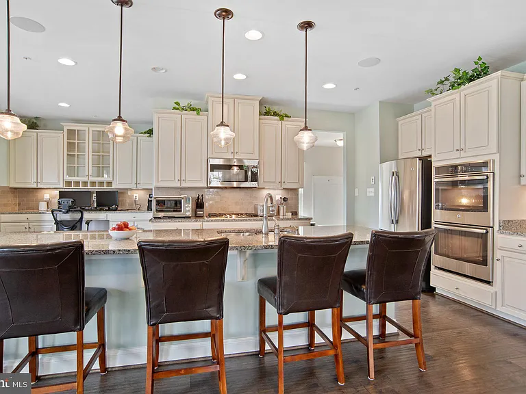14202 Bentley Park Dr — Photo 21