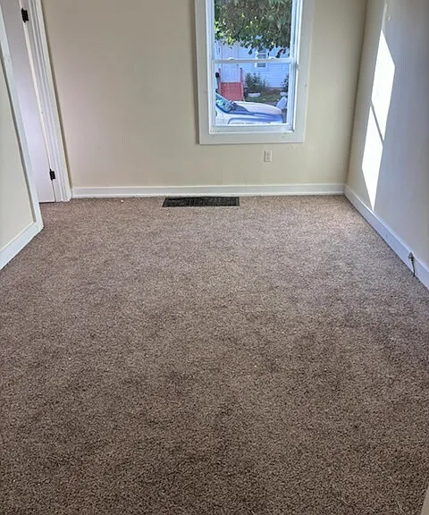 511 E 14th St #1 — Photo 3