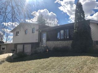 1005 21st St NW, Minot, ND 58703