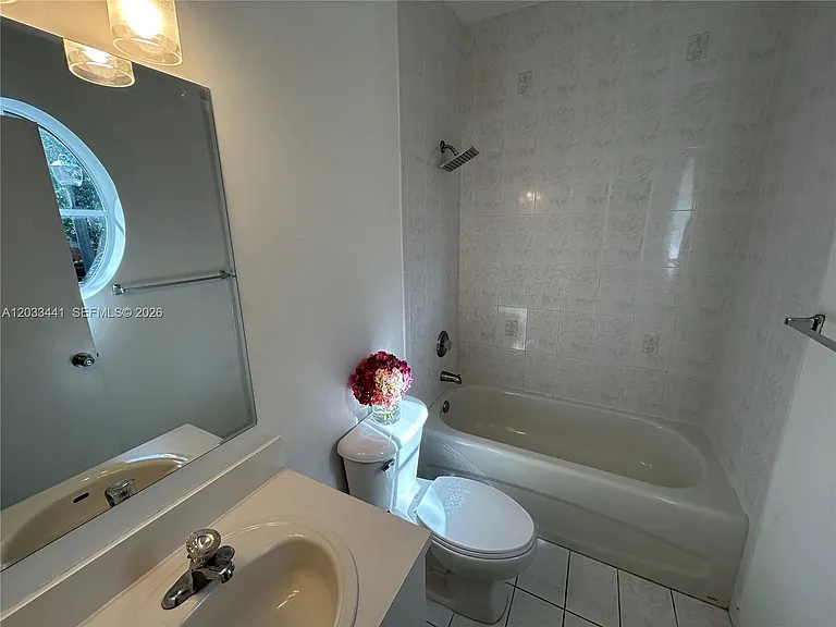 4961 Leeward Ln #3102 — Photo 18