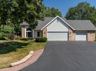 1219 Sheppard Rd, Rockton, IL 61072