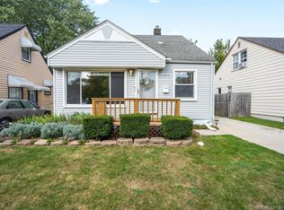 13670 Talbot St, Oak Park, MI 48237