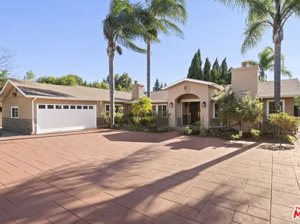 22910 Collins St, Woodland Hills, CA 91367