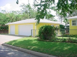 2nd image of 2020 Christine St