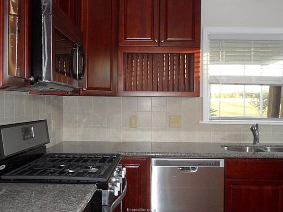 4th image of 4660 Raymond Stotzer Pkwy