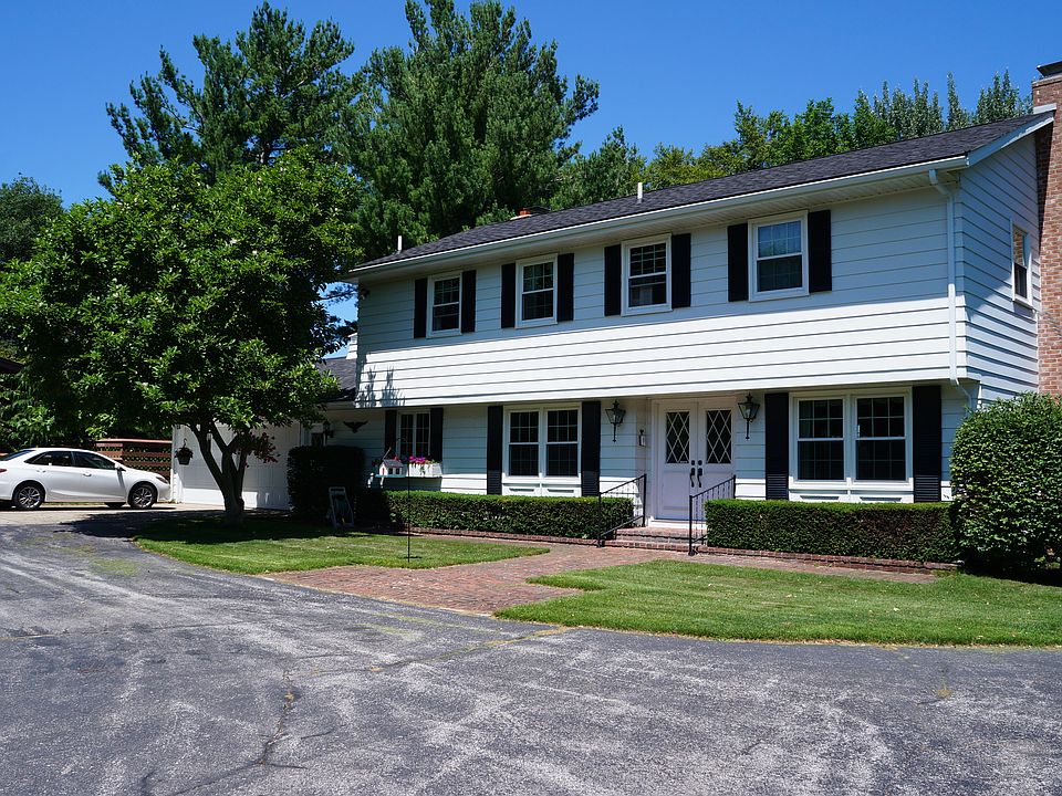 1st image of 86 N Plum St