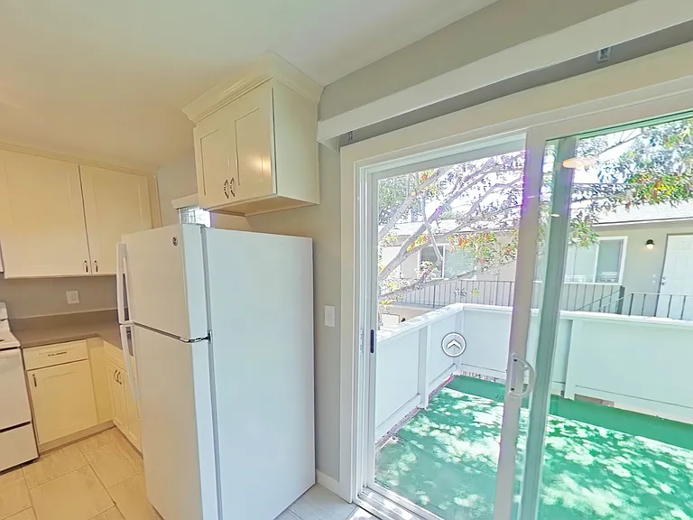 4170 Byron St #4170E — Photo 4