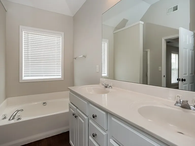 108 Bramlett Meadows Dr — Photo 10