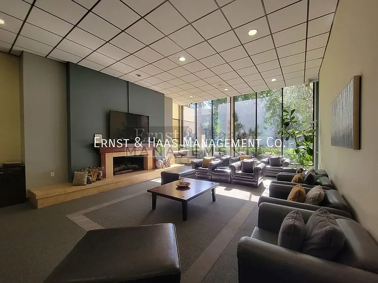 576 N Bellflower Blvd #237 — Photo 7