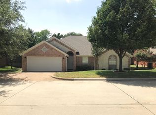717 Biscayne Dr, Mansfield, TX 76063