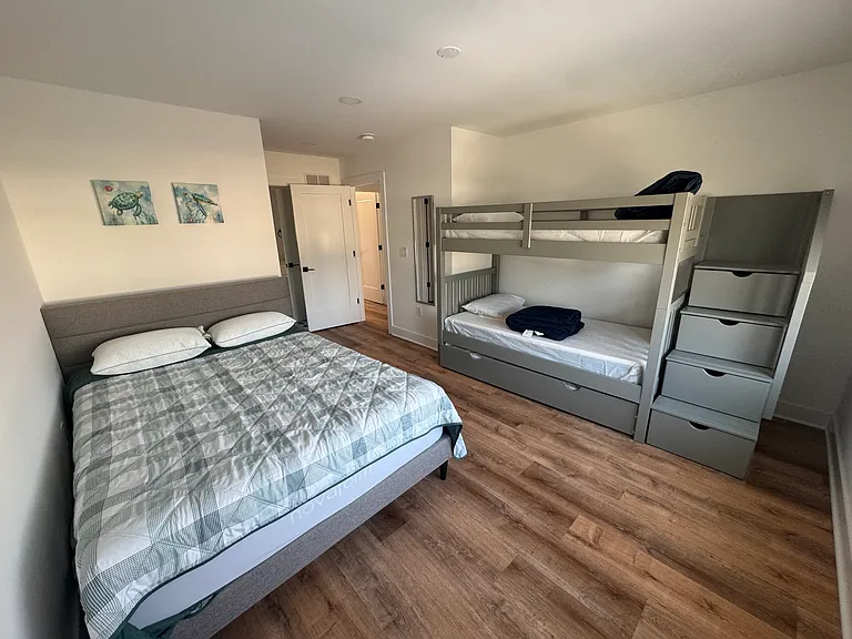 404 Boston Ave — Photo 9
