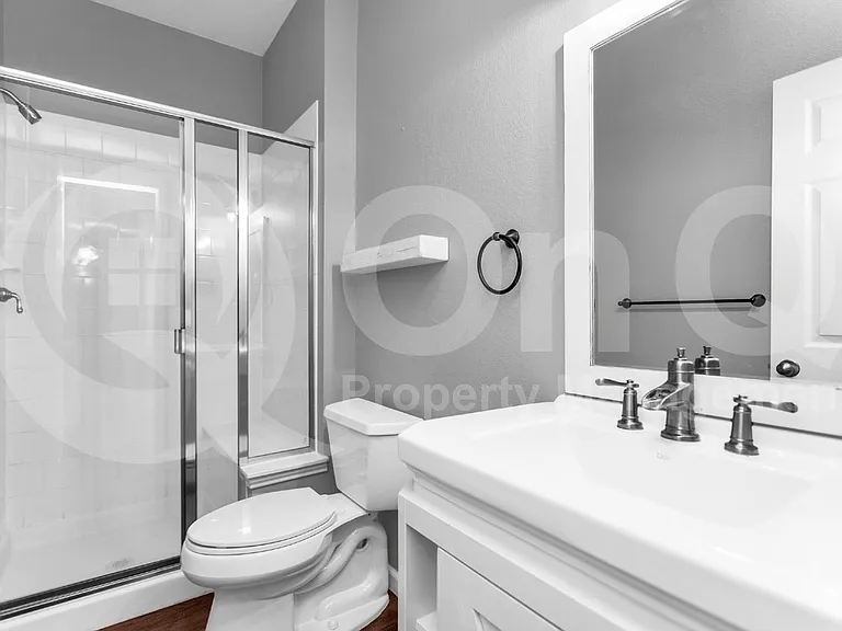 11281 Balcones Dr — Photo 41