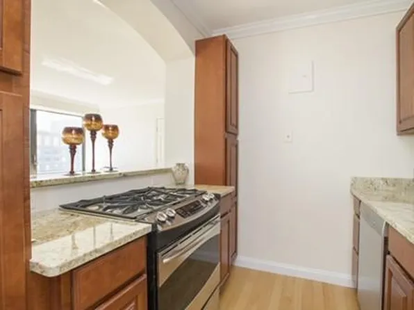 85 E India Row APT 19E, Boston, MA 02110