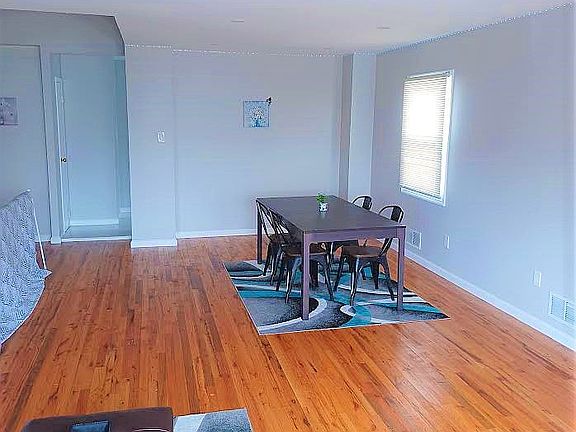 3rd image of 608 Klondike Ave #3