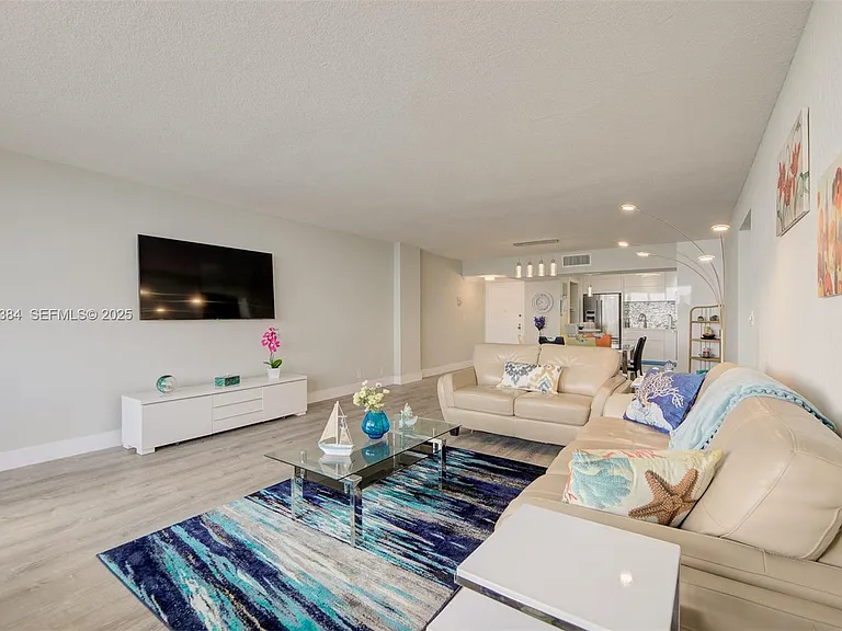 3725 S Ocean Dr #601 — Photo 9