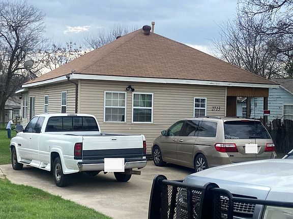 2nd image of 2713 NW 23rd St