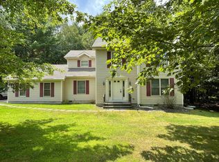 5234 Hilltop Cir, East Stroudsburg, PA 18301