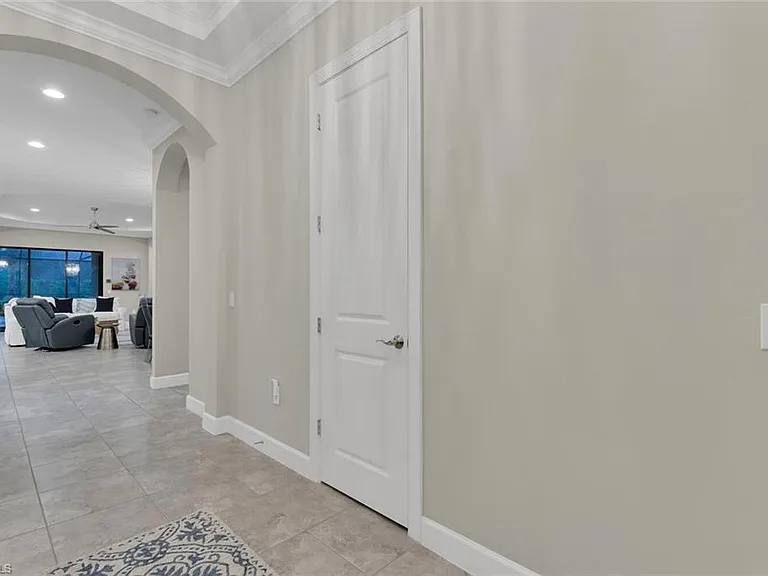 9630 Campanile Cir — Photo 5