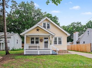 3639 Burlingame Ave SW, Wyoming, MI 49509