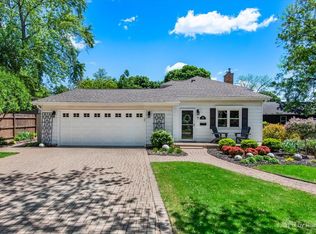 219 S Elizabeth St, Lombard, IL 60148