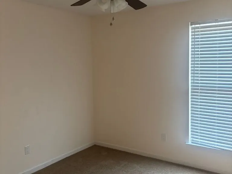 3403 Ravenwood Dr — Photo 7