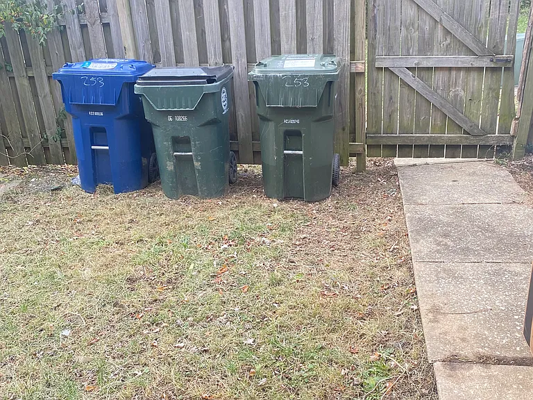 253 Osage Ct — Photo 12