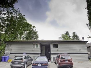 28 SW Hamilton Ct, Portland, OR 97239